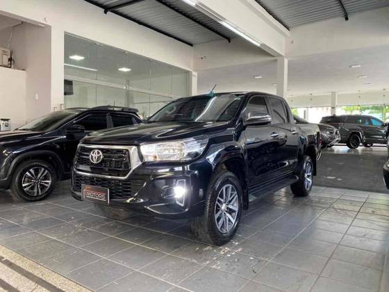 TOYOTA HILUX 2.8 SRV 4X4 CD 16V DIESEL 4P AUTOMÁTICO